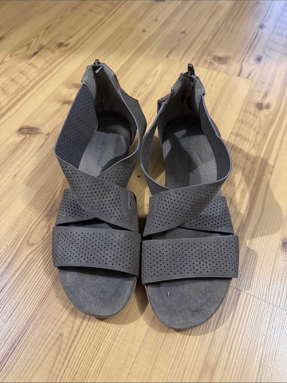 Pierre Dumas Gray Perforated Crisscross Sandals